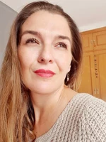 Claudia Varella