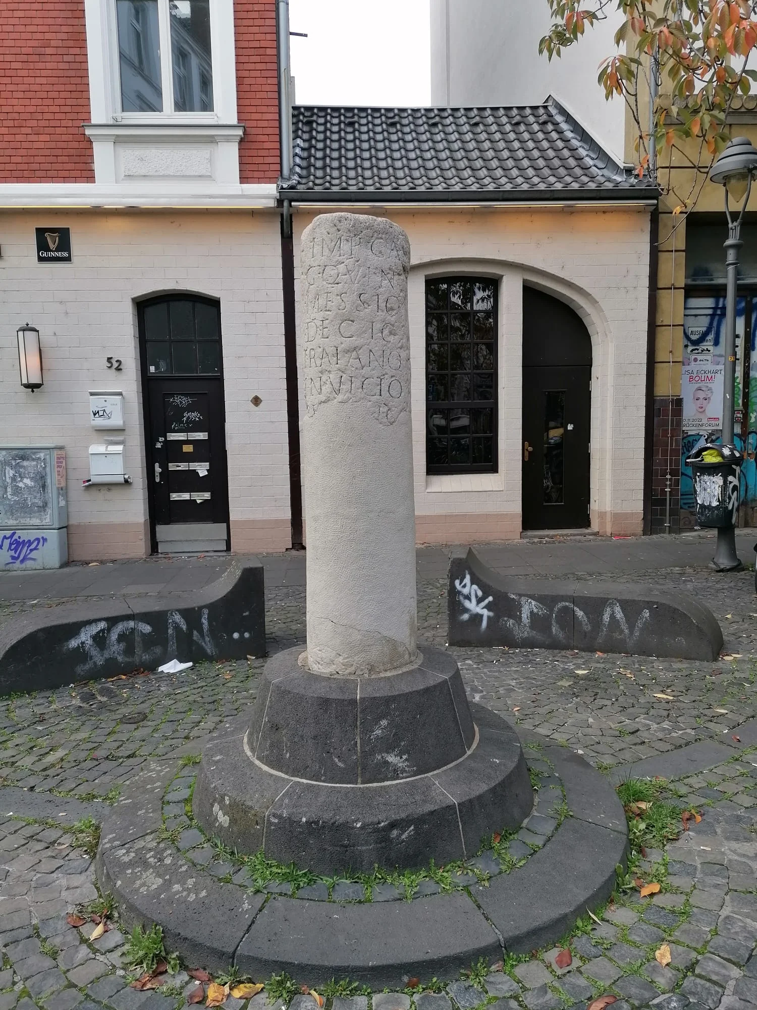 Heerstraße Milestone.jpeg