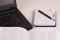 COLOURBOX1503816.jpg