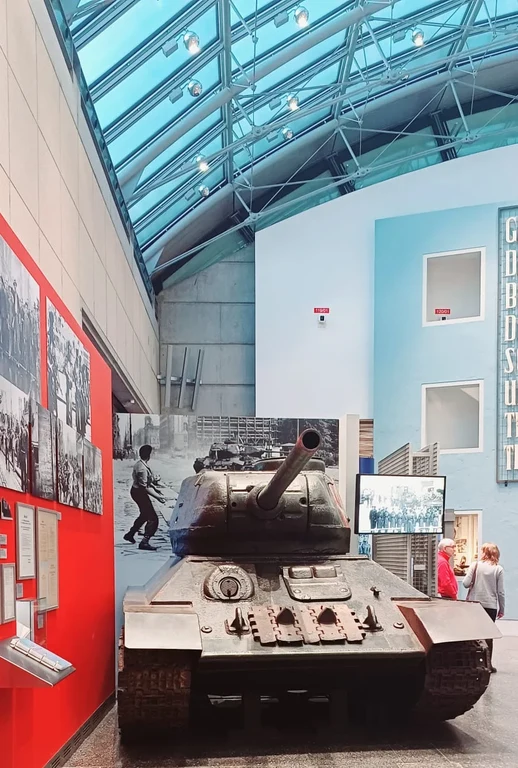 Museum5.jpeg