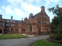 Gladstone's_Library_Hawarden.jpg