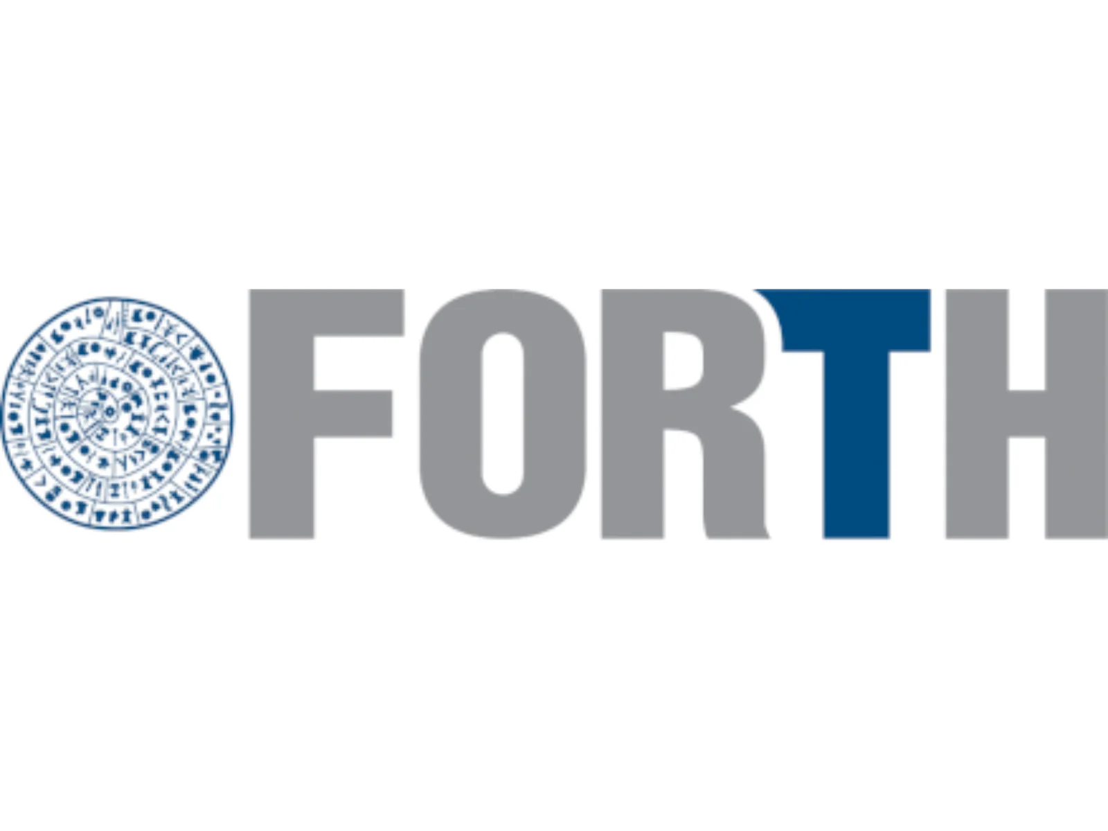 Eine Wissenschaftlerin und ein Wissenschaftler arbeiten hinter einer Glasfassade und mischen Chemikalien mit Großgeräten.